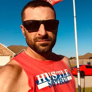 Meet your Posher, Clint